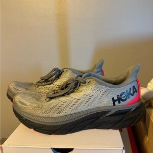 Women’s hoka shoes